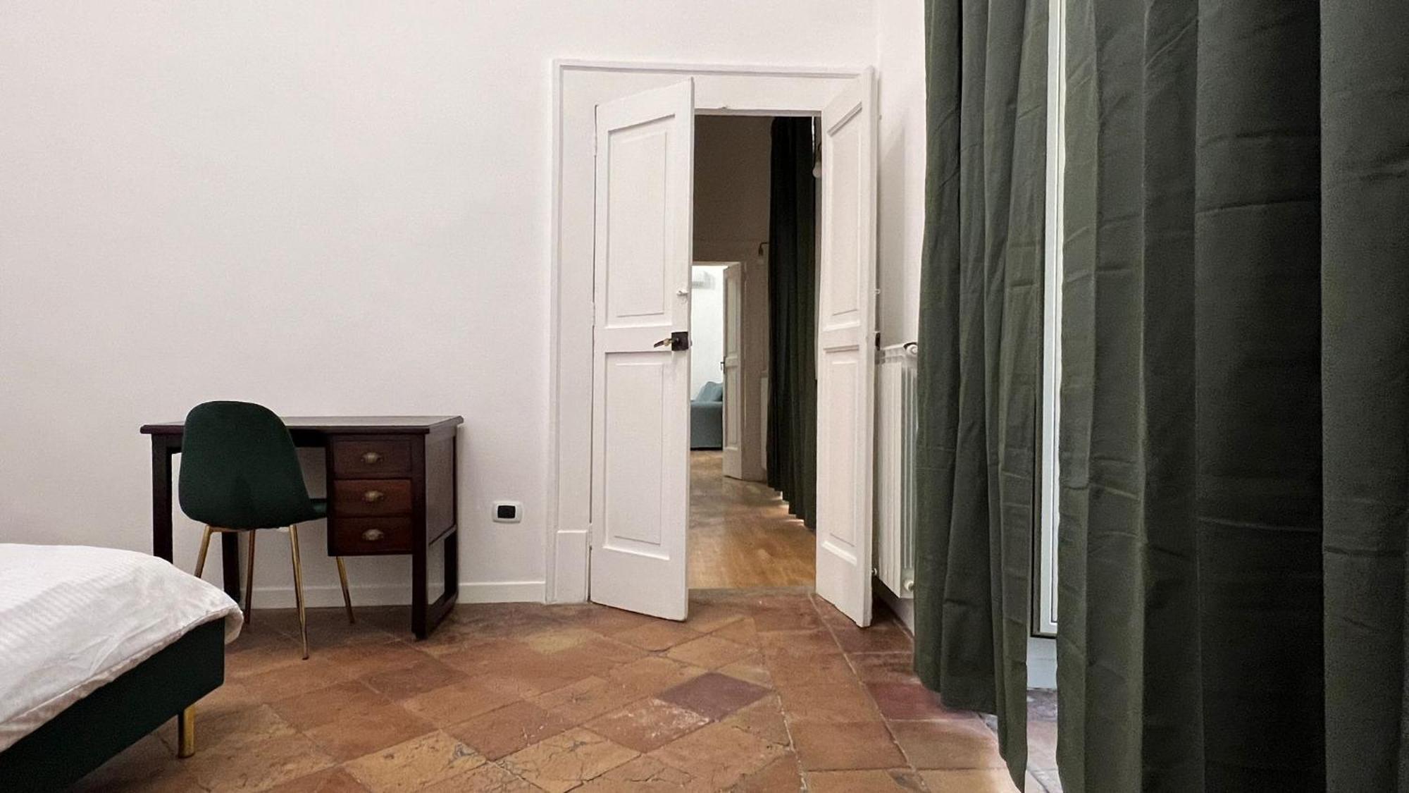 Carafa'S Central Apartment By Hhn Napoli Dış mekan fotoğraf