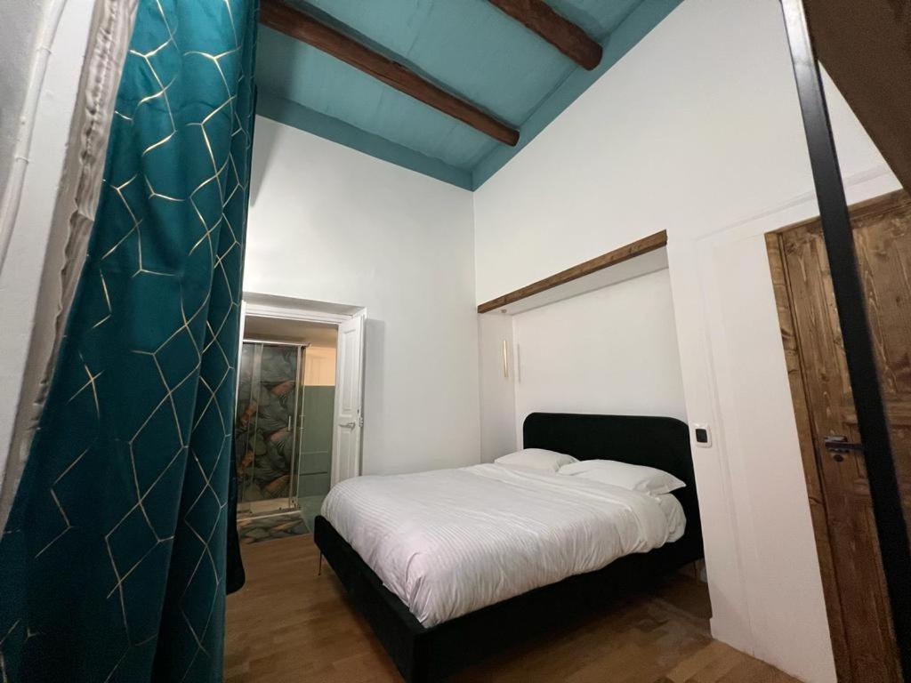 Carafa'S Central Apartment By Hhn Napoli Dış mekan fotoğraf