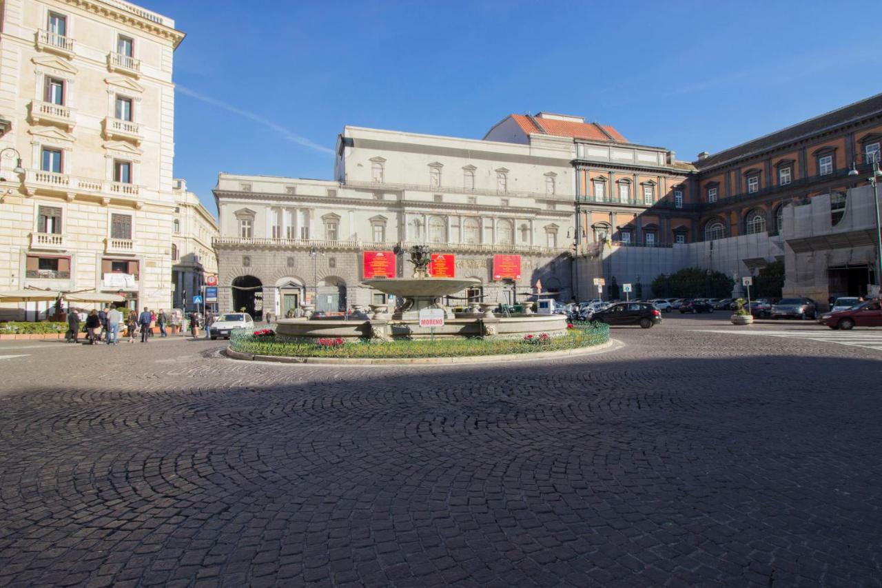 Carafa'S Central Apartment By Hhn Napoli Dış mekan fotoğraf